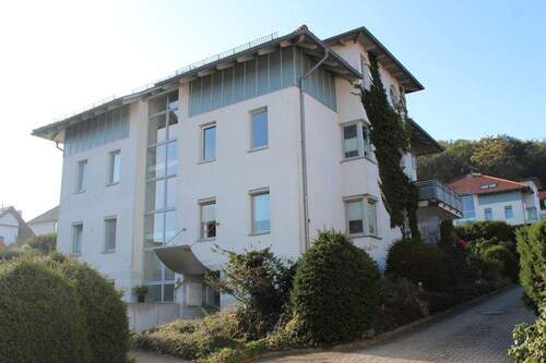 Straßenansicht - 3 Zimmer Etagenwohnung zur Miete in Bad Suderode