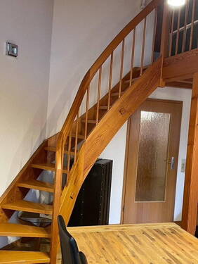 Aufgang zur Empore - 