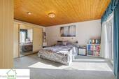 Schlafzimmer, Bungalow zum Kauf in Neuss Allerheiligen, Frank Ewe Immobilienmakler Düsseldorf Hassels - 
