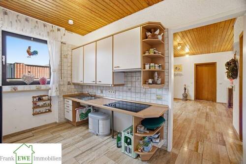 Küche; Bungalow zum Kauf in Neuss Allerheiligen, Frank Ewe Immobilienmakler Düsseldorf Hassels, - 
