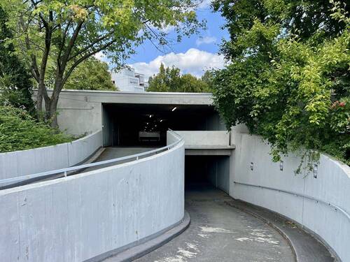 Garageneinfahrt-/Ausfahrt_unten - 