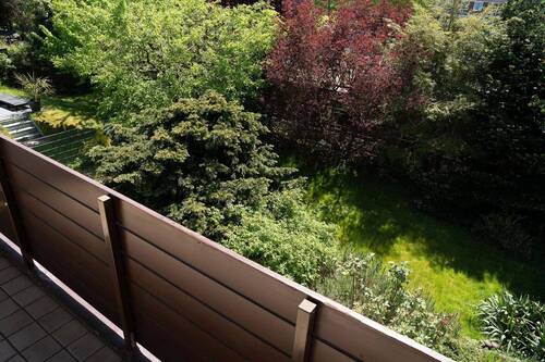 Balkon Blick auf Garten - 
