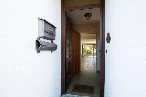 Eingang - 4 Zimmer Reihenendhaus zum Kaufen in Seevetal