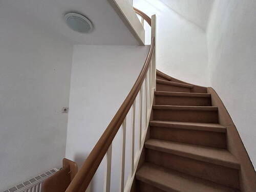 Aufgang Wohnung DG - 