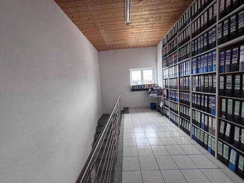 Archiv im 1.OG Treppenhaus - 