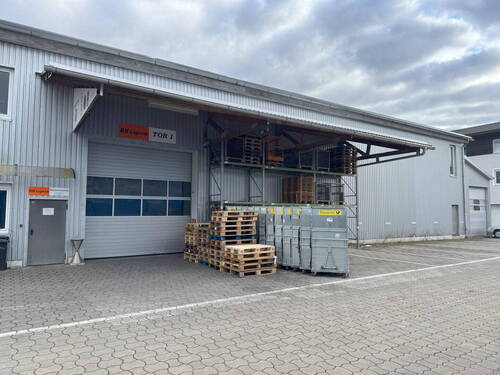 Ladezone für Halle 1 - Halle in Geretsried