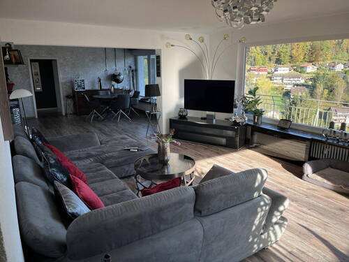 Wohn - Esszimmer - Etagenwohnung mit 154,00 m&sup2; in Bad Wildbad zum Kaufen