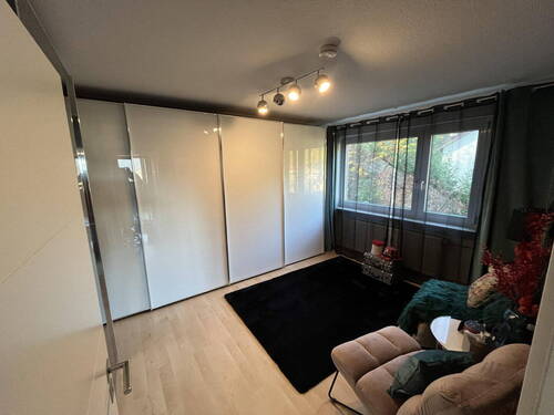 Ankleide/ oder Kinderzimmer - 