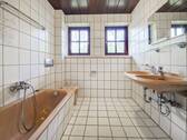Badezimmer im Erdgeschoss - 