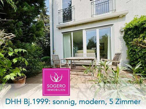 01a_COVER_Terrasse_txt.jpeg - DHH 1999 Modern, hell, 5 Zimmer, Blicke, Garage u. PP