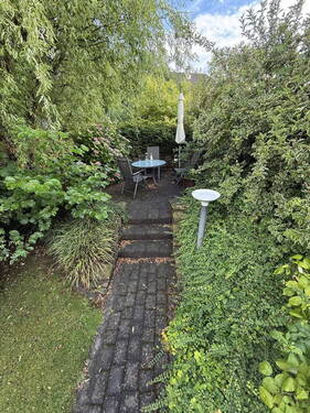 hinten im Garten - 
