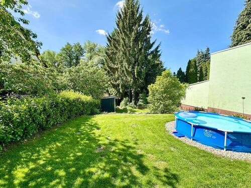 sehr schöner Garten - 