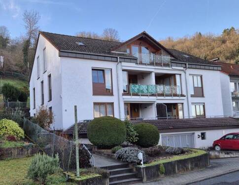 Front Straße - 3 Zimmer Etagenwohnung zum Kaufen in Wertheim