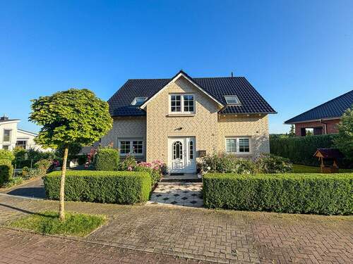 1 Titelbild - Panorama trifft Weitblick - repräsentatives Zweifamilienhaus in bester Lage von Bad Gandersheim