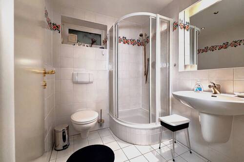 Bad Schlafzimmer 1 im Souterr. - 