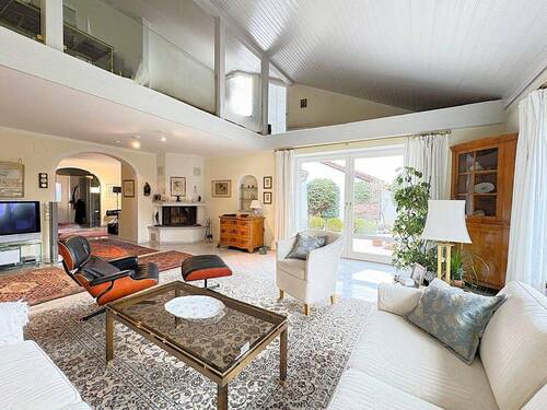 Wohnzimmer - 7 Zimmer Doppelhaushälfte in Starnberg