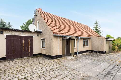 Haus und Garage - 