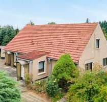 Einfamilienhaus am Feld in Neuhof - Ausbaupotenzial, Einbauküche, Nebengebäude, Garagen usw. - Angermünde Crussow