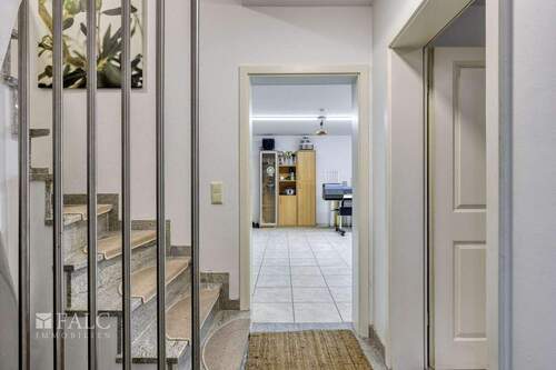 Treppenaufgang 1.OG - 