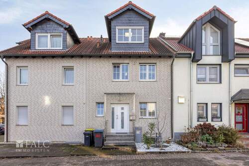 Hausansicht - 5 Zimmer Reihenmittelhaus zum Kaufen in Köln