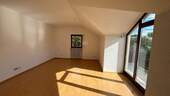 Wohnzimmer - Lichtdurchflutete, sehr ruhige 2,5 ZKB mit Süd-West-Balkon, EBK, Stellplatz, IN-SÜD, Nähe Hbf
