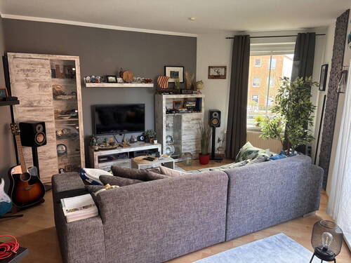 Wohnzimmer - 2 Zimmer Etagenwohnung in Rostock