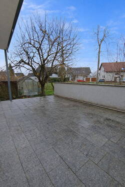Terrasse EG - 4 Zimmer Mehrfamilienhaus, Wohnhaus zum Kaufen in Neu-Ulm
