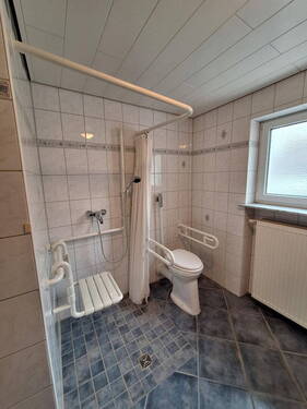 EG Bad - Mehrfamilienhaus, Wohnhaus mit 160,00 m&sup2; in Neu-Ulm zum Kaufen