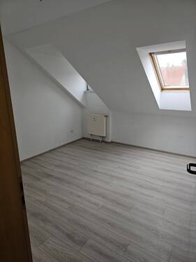 Schlafzimmer - Etagenwohnung mit 68,00 m² in Waldkraiburg zum Kaufen
