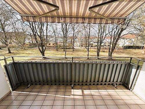 Balkon2.jpeg - Kompakte Wohnung mit Stellplatz und Balkon