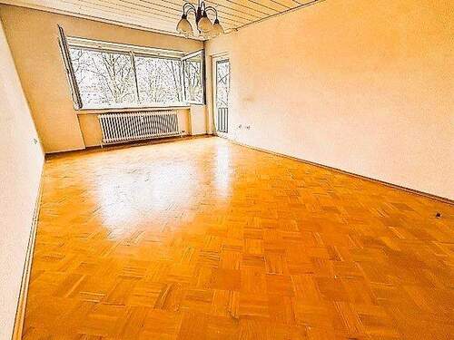 Wohnzimmer.jpeg - Etagenwohnung mit 70,00 m&sup2; in Heilbronn zum Kaufen