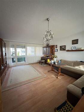 Wohnzimmer - 2 Zimmer Etagenwohnung zum Kaufen in Karlsfeld