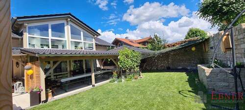 1525 Garten 2 - 6 Zimmer Einfamilienhaus zum Kaufen in Viechtach