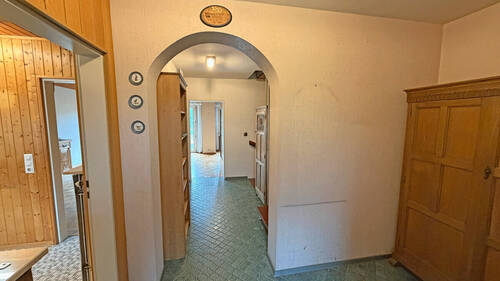 Eingangsbereich - 5 Zimmer Einfamilienhaus zum Kaufen in Moers