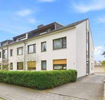 Großzügige 2-Zimmer-Wohnung mit 2 Balkonen, Kamin & Garage in Dormagen-Mitte