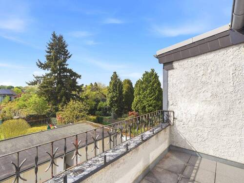 Balkon (Schlafzimmerseite) - 