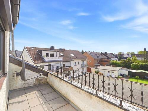Balkon (Schlafzimmerseite) - 