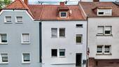 Titelbild - Vollvermietetes Mehrfamilienhaus mit modernisiertem Standard und Staffelmietstruktur in Neunkirchen
