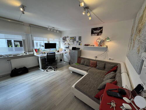 Zimmer 2 - 