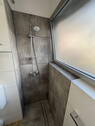 Bad mit Dusche - 