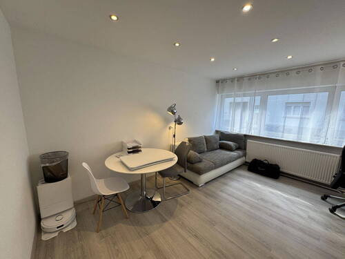 Zimmer 1 - 