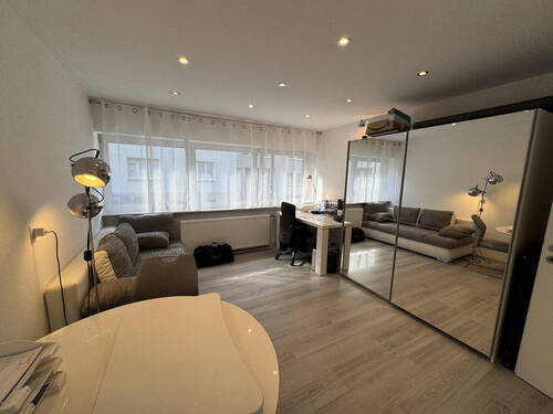 Zimmer 1 - 