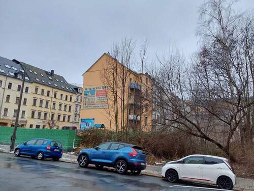 Umfeldbebauung-peterstraße-chemnitz - zentral gelegenes Wohngrundstück in Chemnitz zu verkaufen.
