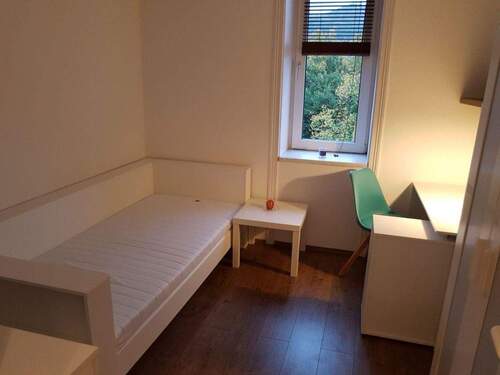 Apartment 3. - 