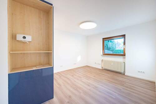 EG Büro 3 - Büro mit 160,00 m&sup2; in Estenfeld zur Miete