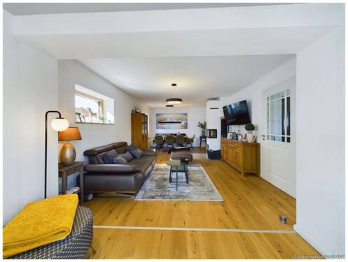 Blick ins Wohzimmer von der Terrasse - 