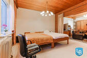Angrenzendes Zimmer an das Wohnzimmer - 