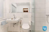 Helles Duschbad / WC - 