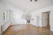 Küche / Wohnbereich - 1 Zimmer Einfamilienhaus zum Kaufen in Leipzig