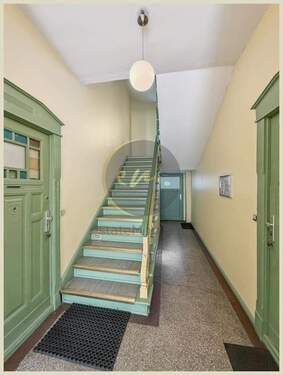 Treppenhaus - Mehrfamilienhaus, Wohnhaus mit 633,00 m&sup2; in Berlin zum Kaufen